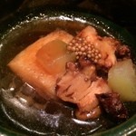 雅しゅとうとう - 煮物
      豚の角煮とパンのスープ