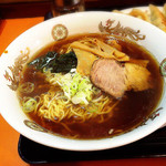 中華料理・無臭ぎょうざ パクちゃん - 正油ラーメン( セット )