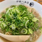 中華そば つけそば 伊蔵八本店 - 