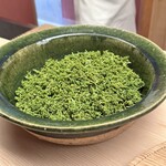 緒方 - 今年初の花山椒は奈良から。