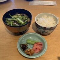 スカイグリルブッフェレストラン空桜 - 具沢山、セリたっぷりのきりたんぽ鍋。秋田こまちと