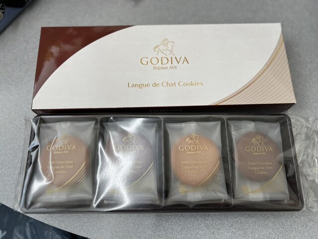 GODIVA Hankyu Sanbangai