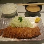 丸山吉平 - 定食のラインナップ