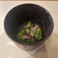 ひろ作 - 筍とイカの木の芽和え