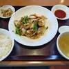 中国料理 茂住 - エビとイカの黒豆炒め