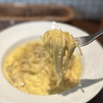 トラットリア ヴィヴァーチェ - カルボナーラ