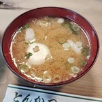 とんかつ喜多八 - 豚肉と豆腐が入っています