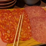 Pinseria Disco - ◆極薄生ハム＆サラミの盛り合わせ（平日特別価格）2000円