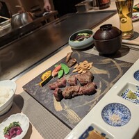 大阪鉄板焼き 神戸牛 TATARA - 