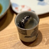 日本橋 蕎ノ字 - わー、蜆が殻ごと入ってる！
                    どんこまで入って、この旨味のパレードは何事か？(^^)
