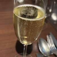 ワカヌイ グリル ダイニング バー 東京 - 