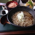 Ishiusuhikisoba Dokoro Shiraho - 天麩羅そば＆おかかご飯