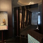 Chinese Suiyo - 通往店鋪入口的路徑