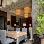 Chinese Suiyo - Interior – High Ceiling