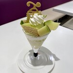 タカノフルーツパーラー - マスクメロンパフェ後ろ側♪