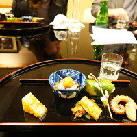 赤坂 浅田 - 能登なまこ酢が入る前菜