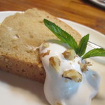 cafe たべりーね - 無花果と胡桃のパウンドケーキ