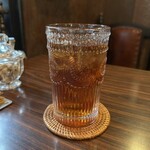 鎗屋町 喫茶室 街の灯り - アイスティー（600円）　グラスがお洒落✨
