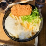 山越うどん - 山釜玉うどん　カニクリームコロッケ