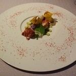 ラ メゾン ドゥ グラシアニ - オマールブルーのサラダ仕立て　アボカドのピュレとヴィネグレットクリュスタッセ