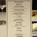 ラ メゾン ドゥ グラシアニ - 途中で作成して持って来てくれた本日のコース内容