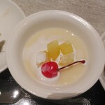ピリケンラーメン - 小皿定食の杏仁豆腐
