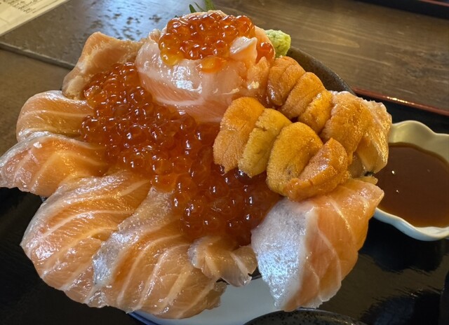 ゴーゴー食堂 港町ぷらっと市場店 - 苫小牧（食堂）の写真