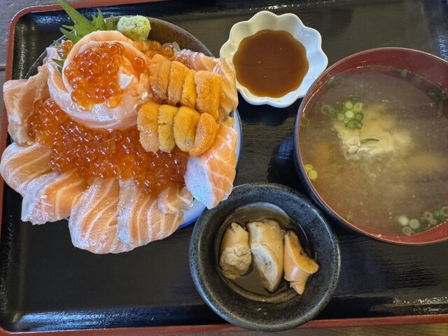 ゴーゴー食堂 港町ぷらっと市場店 - 苫小牧（食堂）の写真