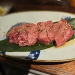 万両 - 厚切り塩タン(売切御免)