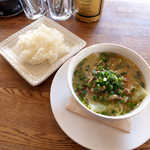 カフェ エ バール ドゥー - 〔日替ランチ〕ワンタンスープのランチ（￥780）。これがまた期待以上に美味しく、具沢山！