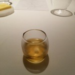 レフェルヴェソンス - 鮎のコンソメ