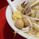 ラーメン二郎 - ショウガ半分