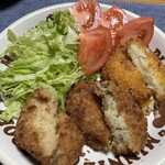 コロッケのころっ家 - 料理写真:さっそくリベイクして盛り付けてみました♫