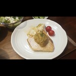 キッチン ブルー グローブ - 昨年５月、メカジキのポワレ　カレー風味焼き茄子のデュクセルソース