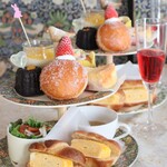 CAFE Tea Tree - 【2025.03】イースターアフタヌーンティーランチ・全部のせ(税込2,300円)