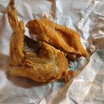 コロッケのせきや - 鶏手羽　大きいので切って頂きます。
