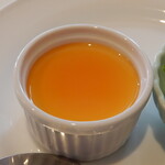 ル・セル ポワヴル - 左のプリン