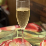 Bistro清水亭 - グラススパークリング