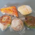 ダーシェンカ - プレミアムくりーむぱん、ベーグル❨よもぎ❩、プチダーシェンカ、ベーグル❨ハム&チーズ❩、フレンチトースト1/2