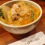 ほていさん 本店 - あんこう鍋は店員さんが取り分けてくれます。