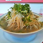 ラーメン福  - ラーメン(550円)・・・このボリューム感は、ＣＰ高いよね！写真はデフォです。