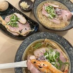 地鶏と伊勢海老 中華そば 聖 - 