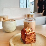 Et -THE CULTURAL COFFEEHOUSE- - 