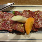 厚切りハラミ：１７００円