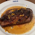 IBAIA - マグレ鴨胸肉の炭火焼き