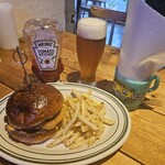 サン コースト - バーガーとお供のビア