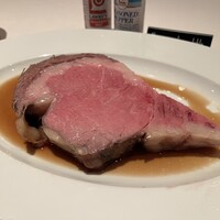 ロウリーズ・ザ・プライムリブ 恵比寿ガーデンプレイス店 - ロウリーカット