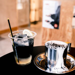 バイ ブック アンド ベッド トウキョウ - 