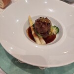 シェモア - トリュフ風味の牛肉のハンバーグ