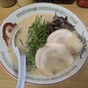 まるうまラーメンぷらっと博多No.1 - 白うまラーメン650円